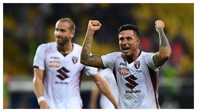 包含都灵客场大胜，逼近积分榜前十的词条