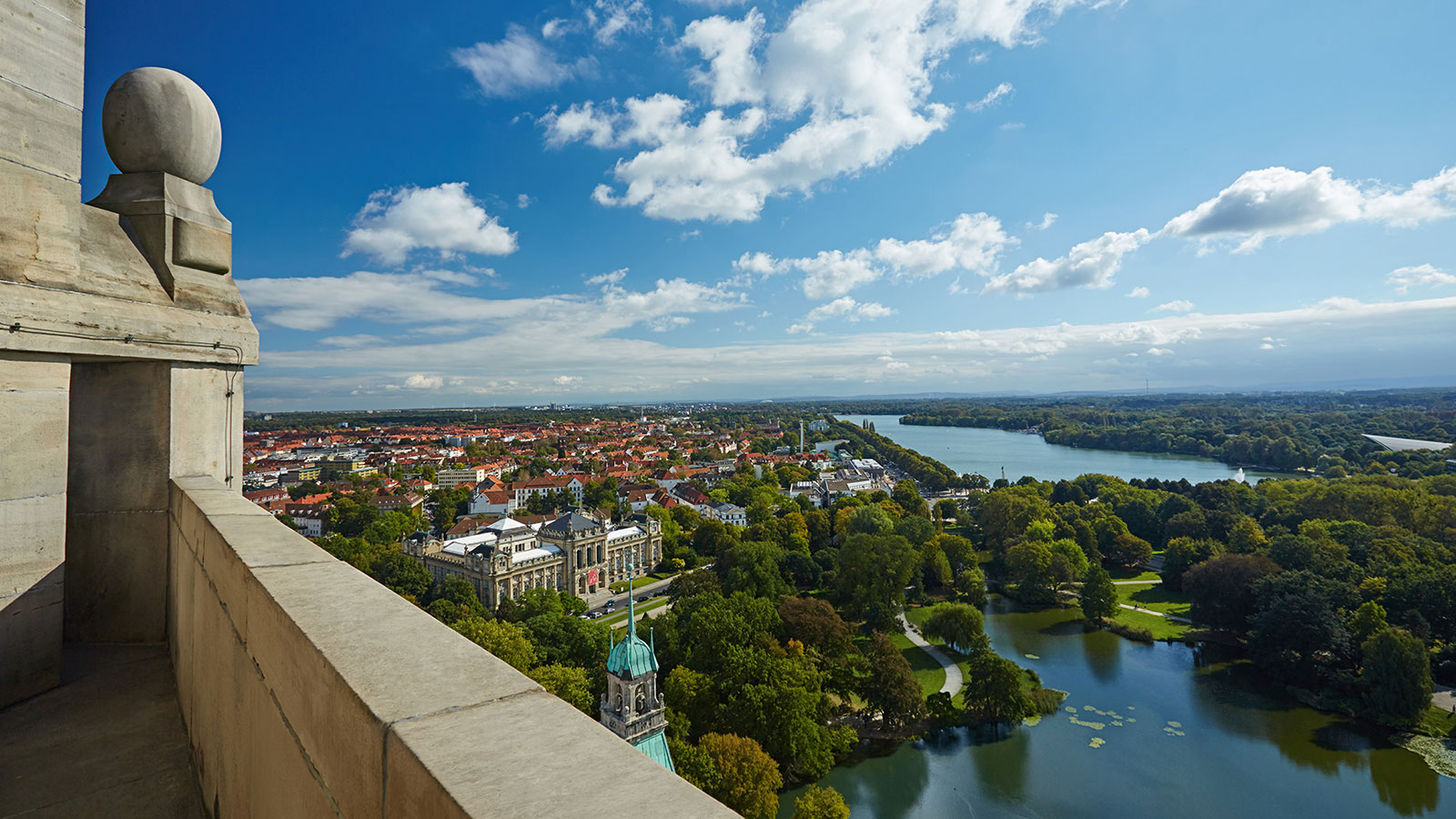 沃尔夫斯堡击败汉诺威，逐渐脱离降级区