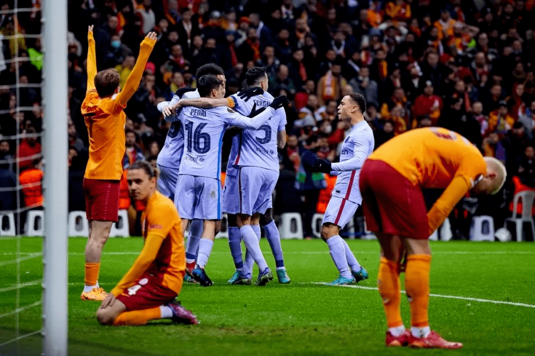 日本逆转莱比锡红牛，奥亚尔萨瓦尔带队取胜