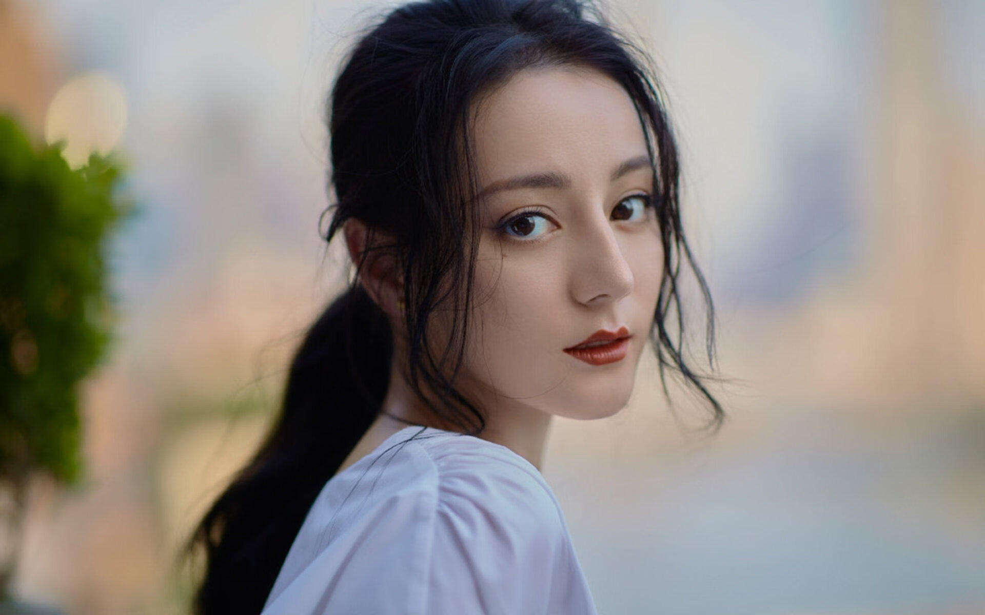 双重胜利，伊朗在政治赛场粉碎美国，孙兴慜在欧冠决赛接管比赛