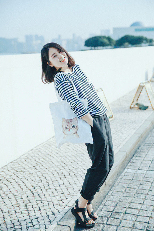 德甲争冠夜，C罗完美戴帽，传奇降临改写联赛格局